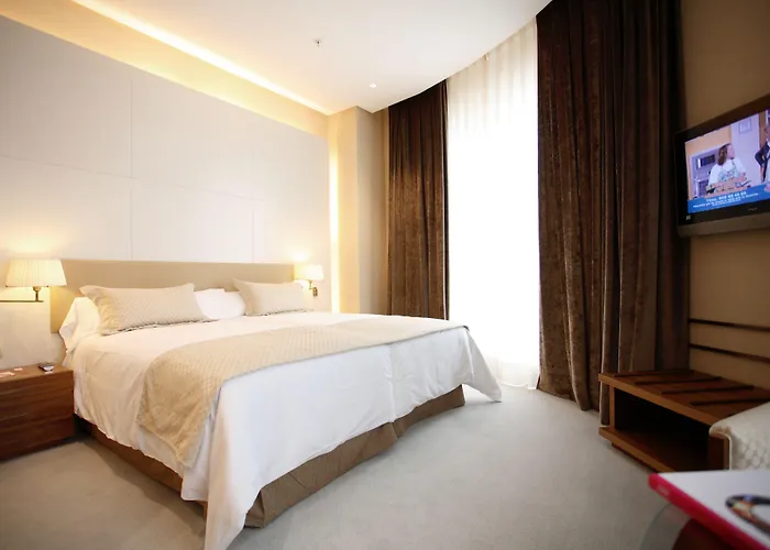 Szálloda Sercotel Sorolla Palace Valencia